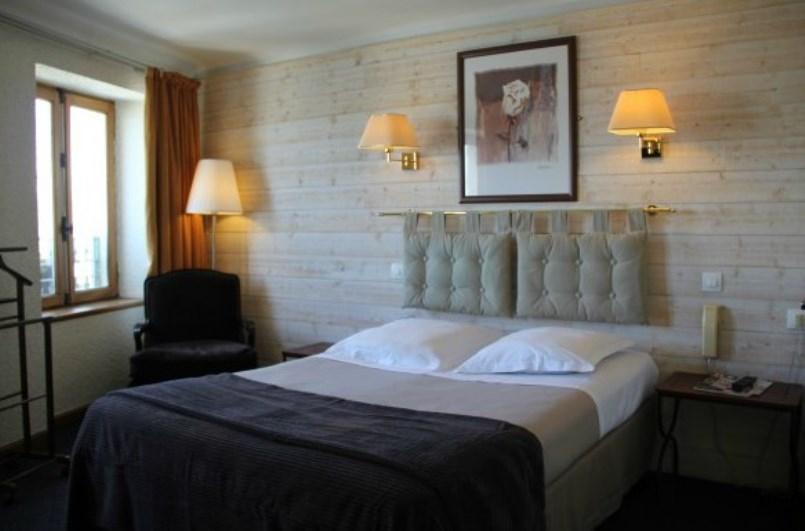 Logis Hotel Restaurant La Regence Cherbourg-en-Cotentin Exterior foto