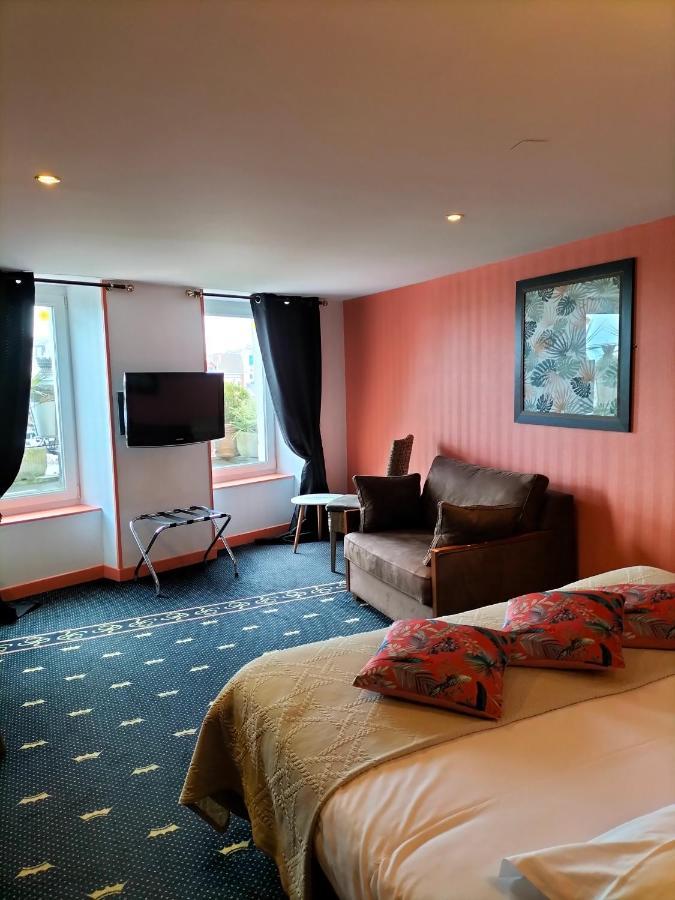 Logis Hotel Restaurant La Regence Cherbourg-en-Cotentin Exterior foto
